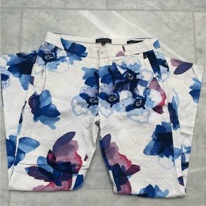 Banana Republic Floral White Dress Pants Size 6